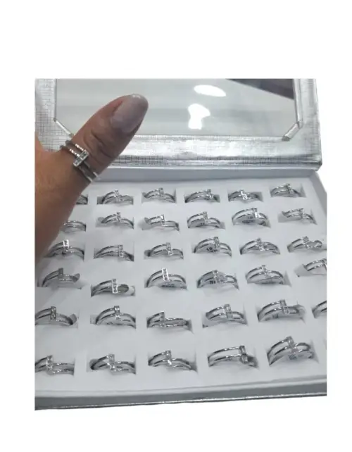 Anillo con stras